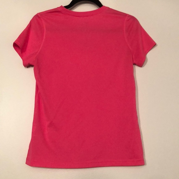 Like-New Girls Hot Pink Nike Top With Logo - Picture 4 of 4